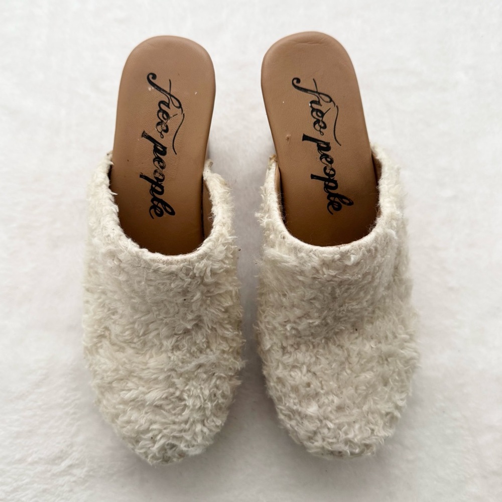 Free People Cream Sherpa Clogs with Wood Heel - Picture 3 of 13